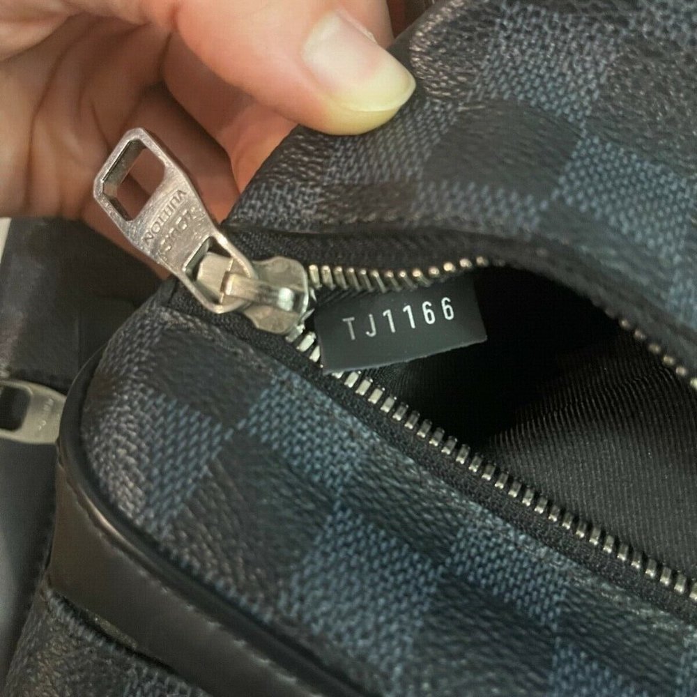 Louis Vuitton Damier Cobalt America's Cup Regatta Josh Backpack - Picture 4 of 6